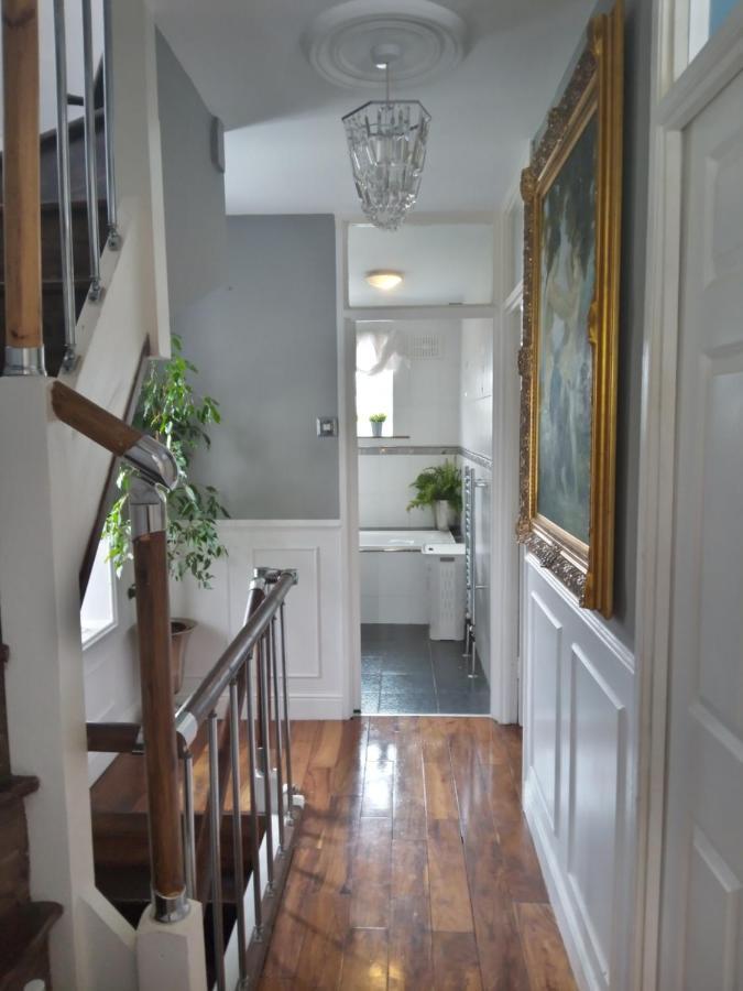A Cosy Dublin Room Exterior photo